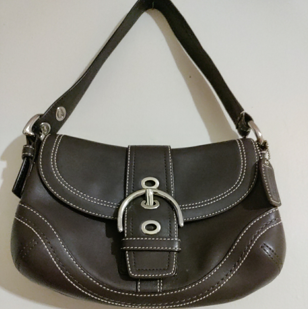 Vintage Brown  Leather SoHo Style Coach Shoulder Bag | F10909